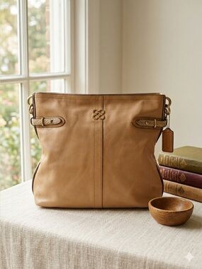 Coach Collette Hobo Bag  Tan Color Snake Leather Trimming  Gold Hardware EUC